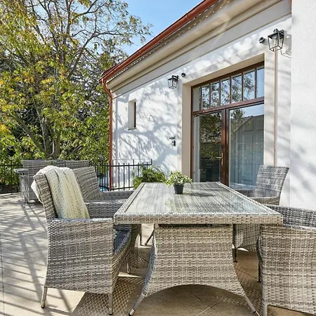 Villa Botaniq Sopron Exterior photo