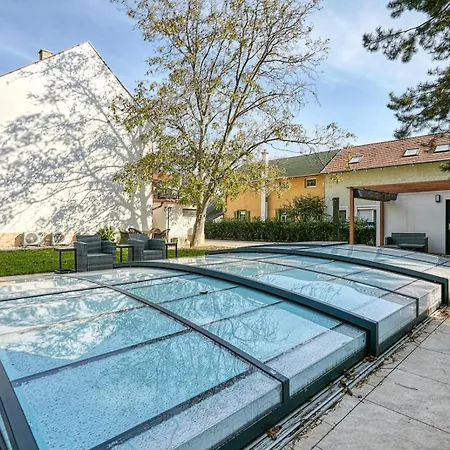 Villa Botaniq Sopron Exterior photo