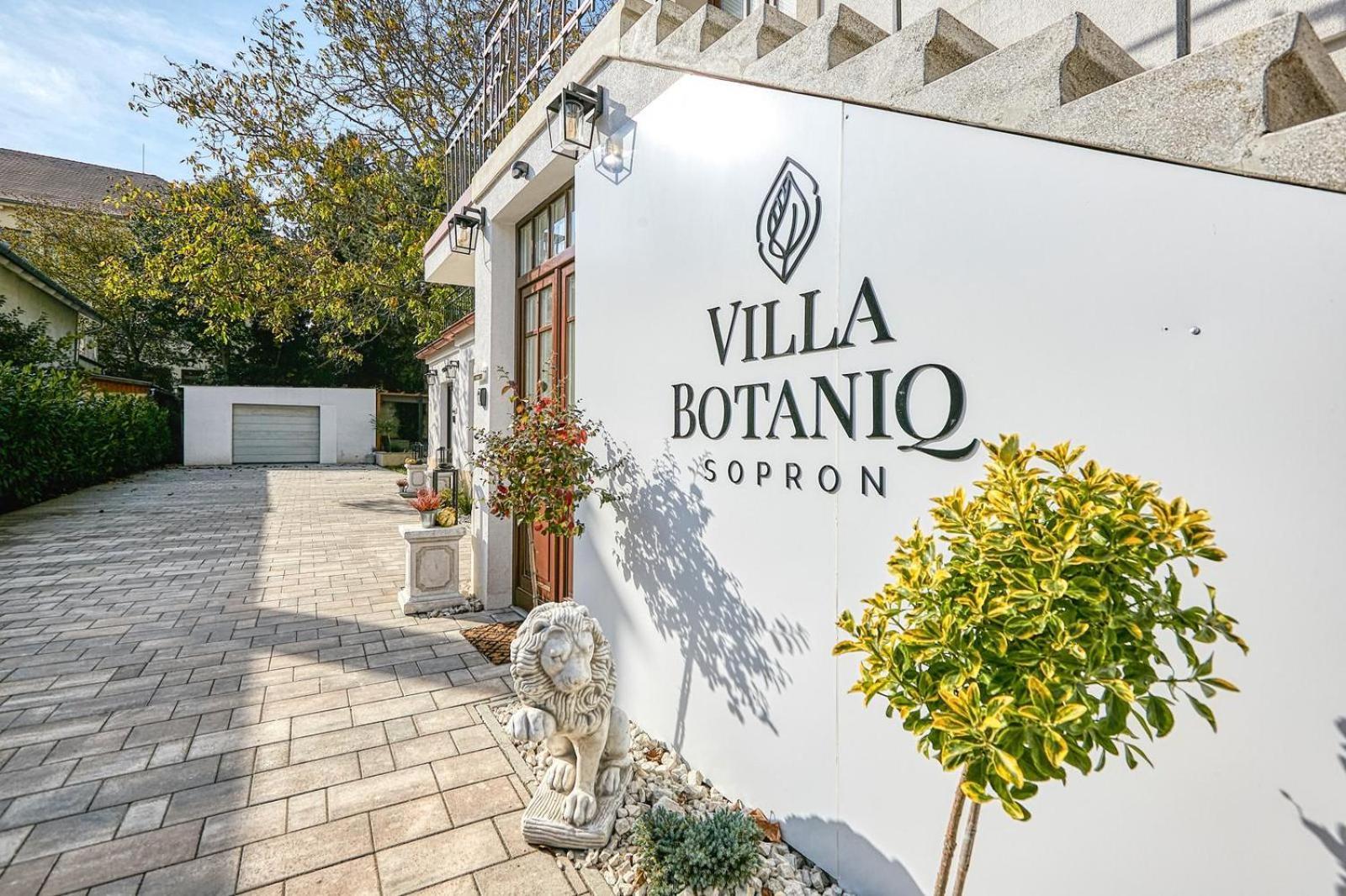 Botaniq Apartment *